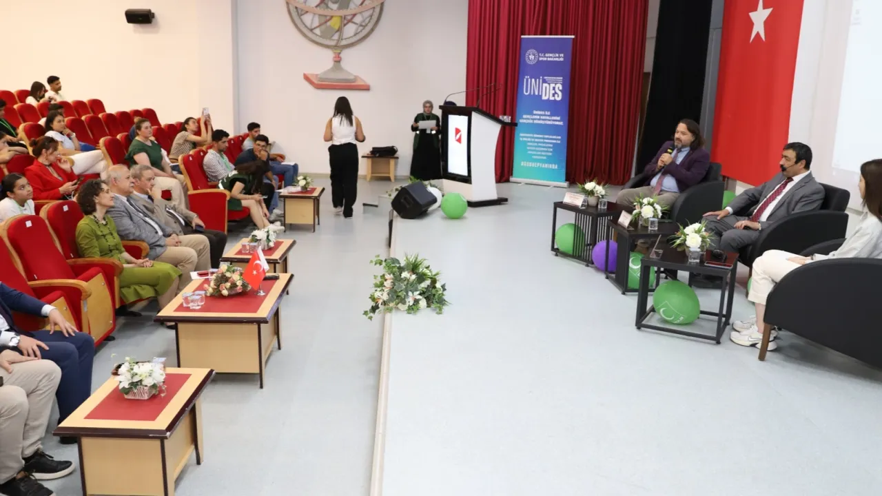 Moğolistan’daki Göktürk İzleri İKÇÜ’de konuşuldu