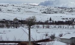 Antalya'nın yüksek kesimlerine kar yağdı