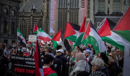 Katil İsrail dünyada protesto edildi