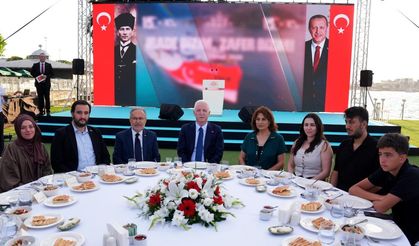 İstanbul Valiliğinden 15 Temmuz şehitlerinin aileleri ve gaziler onuruna yemek