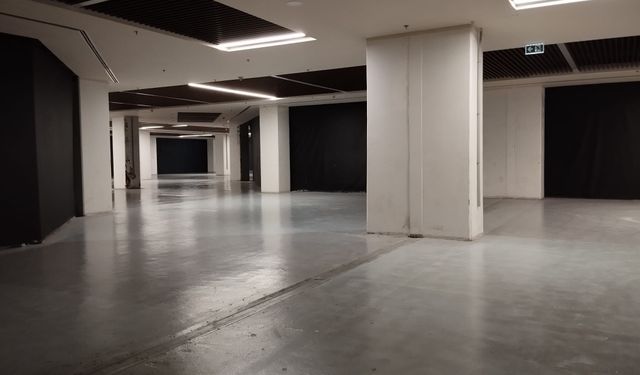 BU KAÇAKLARA KİM GÖZ YUMUYOR