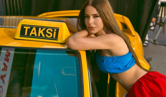 Simge’den yeni sürpriz: 'Taksi' yayında!