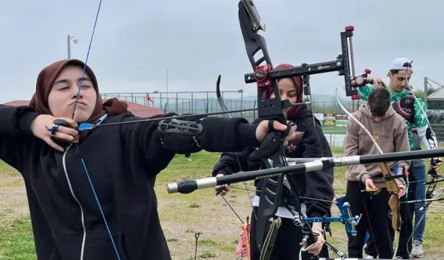 Sakarya’da yaz spor okulları 2 bin 500 gence unutulmaz bir sezon yaşattı