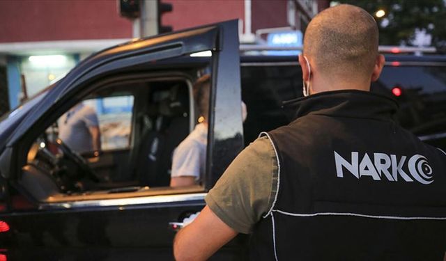 25 ilde zehir tacirlerine operasyon: 99 tutuklama