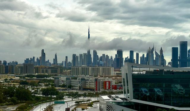 BAE, İran'dan atılan füze ve İHA'ların engellendiğini duyurdu