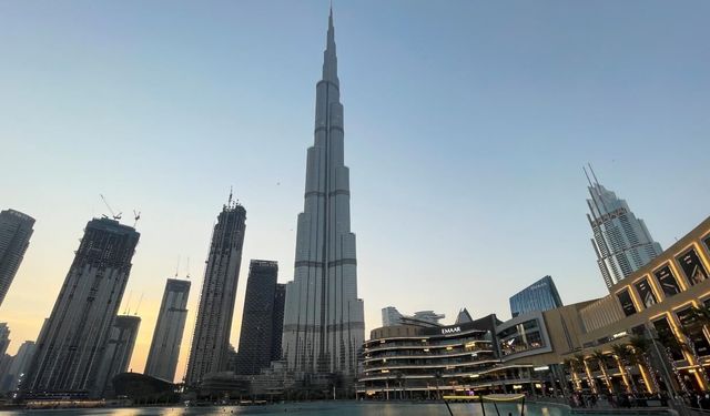 İran'dan Doha ve Dubai'deki bazı yerlere tahliye uyarısı