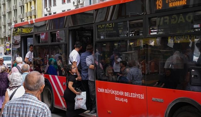 İzmir'de toplu ulaşıma zam