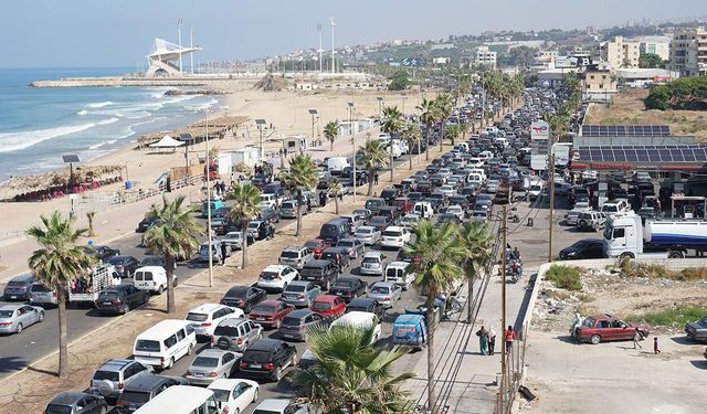 Lübnan'da göç dalgası büyüyor: Bir günde 100 bin kişi evini terk etti