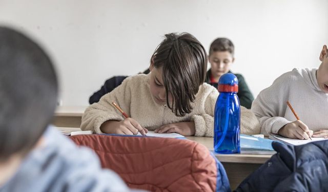 Mart ayında çocuklara 1,8 milyar TL destek