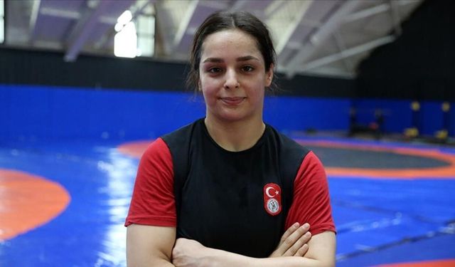 Milli güreşçi Tuba Demir, Avrupa 3'üncüsü oldu