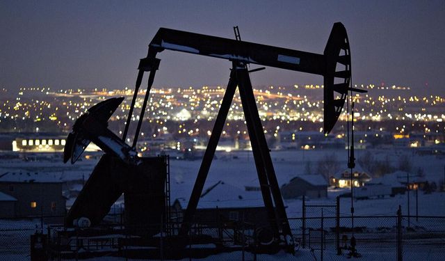 Petrol fiyatları ABD İsrail'in İran savaşıyla 90 doları aştı