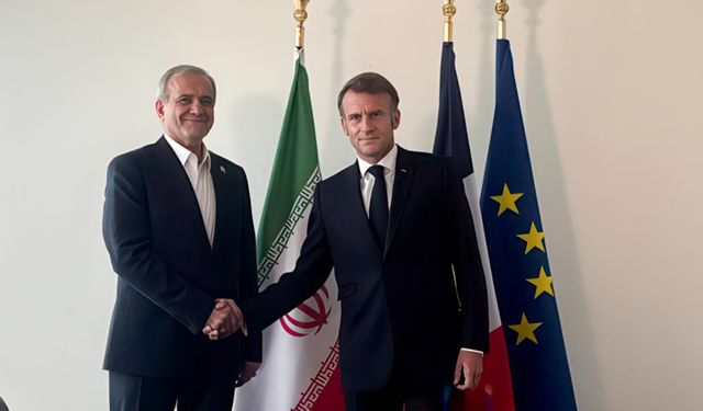 Pezeşkiyan ve Macron görüştü