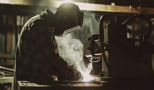 Ücretli çalışan sayısı arttı