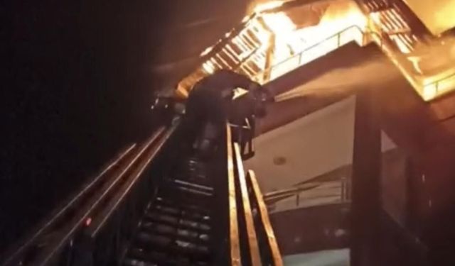 Yozgat'ta apartmanın çatı katında çıkan yangın söndürüldü