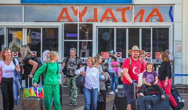 Antalya Havalimanında yolcu sayısı 3,1 milyonu geçti