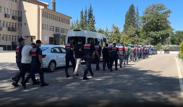 13 ilde dolandırıcılık operasyonu: 19 şüpheli tutuklandı
