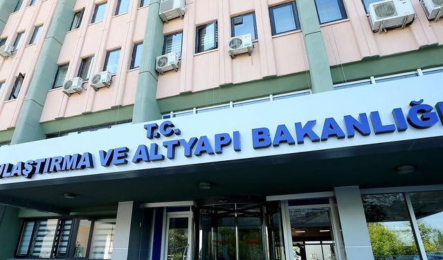 Bakanlıktan uçak kaçırılma kodu sonrası Türk hava sahasına giren uçağa ilişkin açıklama