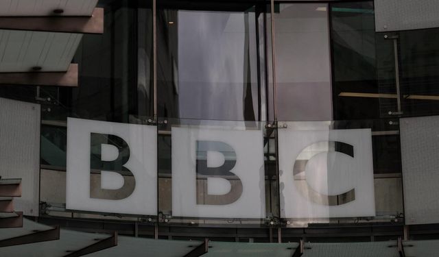 BBC, 500 milyon sterlinlik tasarruf planı kapsamında 550 kişinin işine son verecek