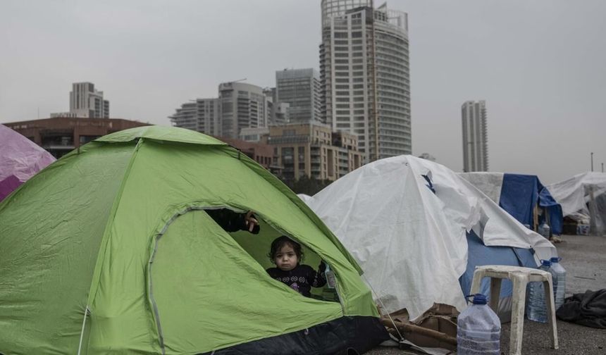Lübnan'da 2 Mart'tan bu yana İsrail saldırılarında hayatını kaybedenlerin sayısı 1422'ye yükseldi
