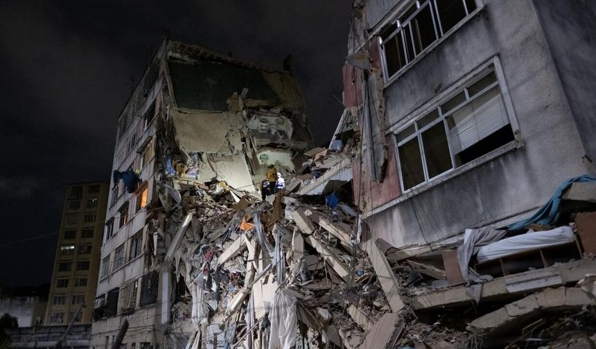 Venezuela'daki depremlerde hayatını kaybedenlerin sayısı 1450'ye yükseldi