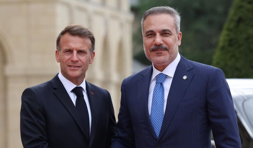 Bakan Fidan, Ukrayna konulu Gönüllüler Koalisyonu Liderler Zirvesi'ne katıldı
