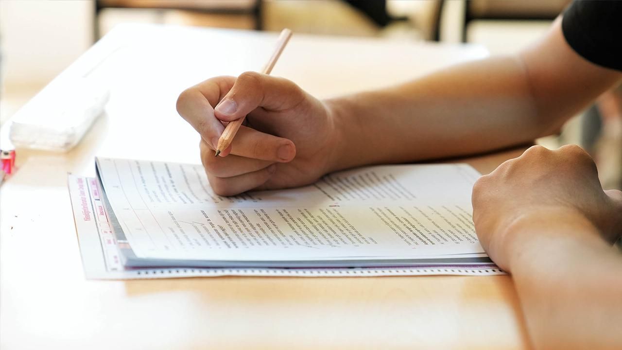 MEB Eğitim Kurumlarına Yönetici Seçme Sınavı yapıldı