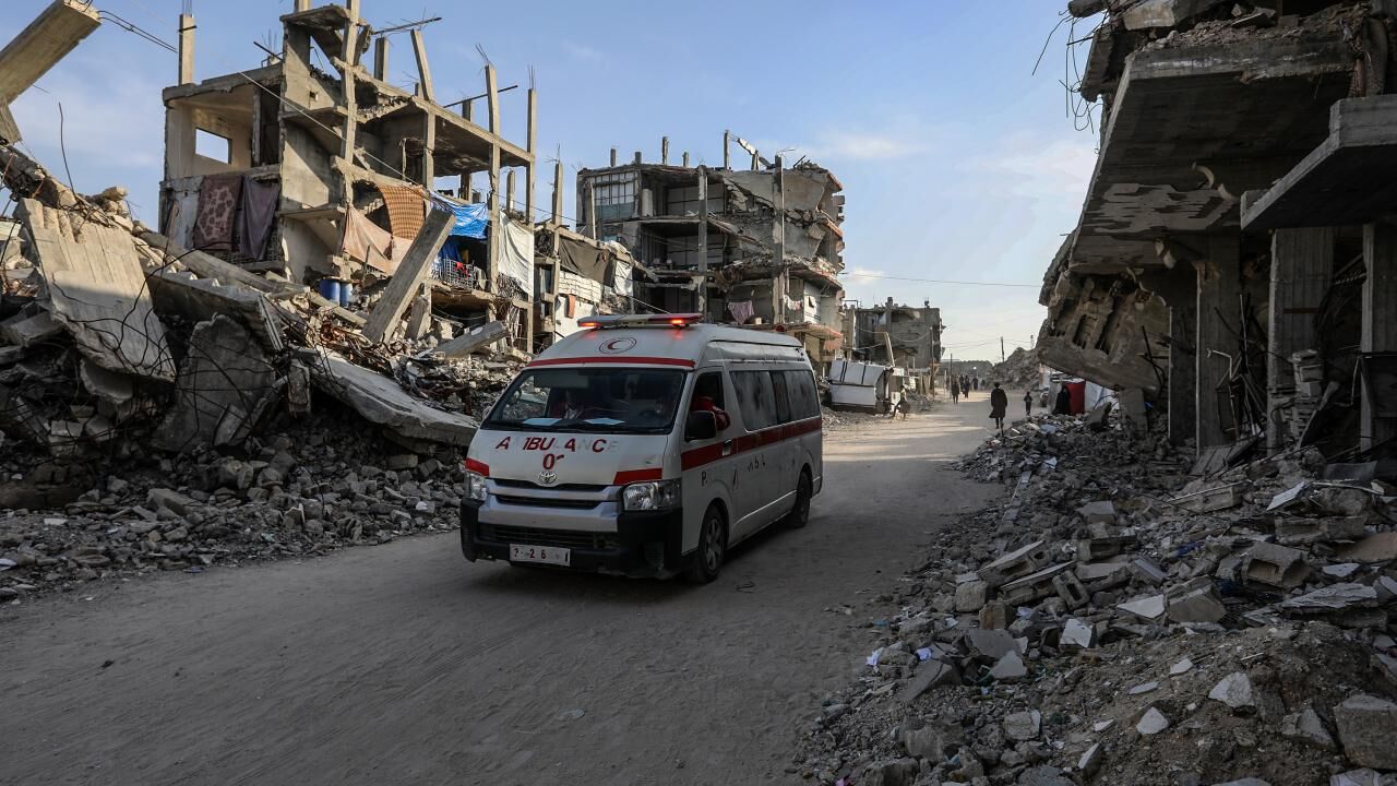 Katil İsrail, kızını okuldan almaya giden babayı başından vurarak öldürdü