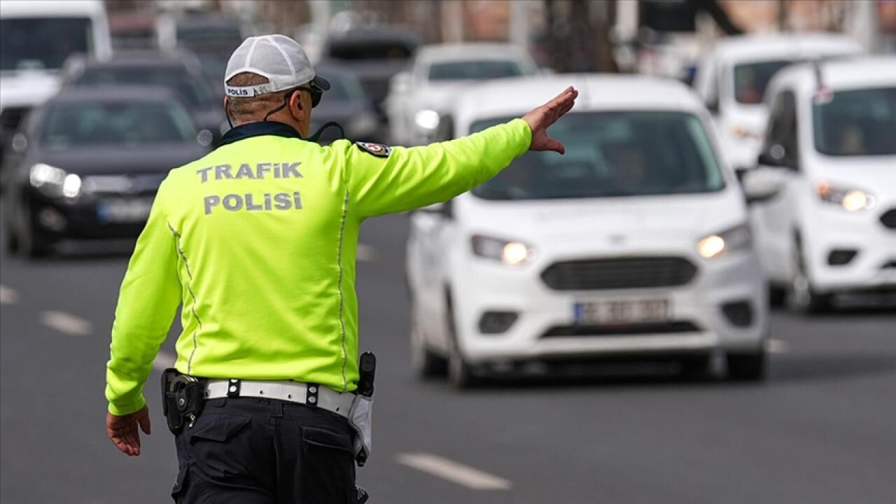 İstanbul'da bazı yollar yarın trafiğe kapatılacak