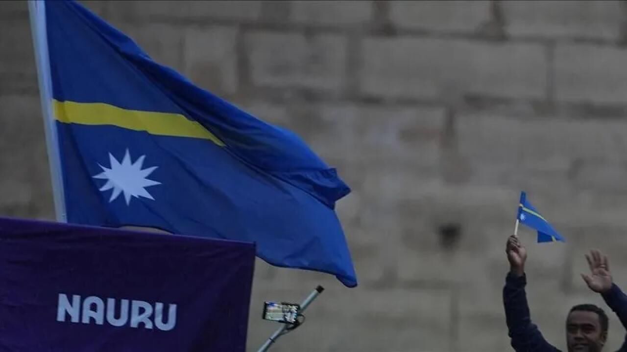 Dünyanın en küçük ülkelerinden biri adını değiştirdi