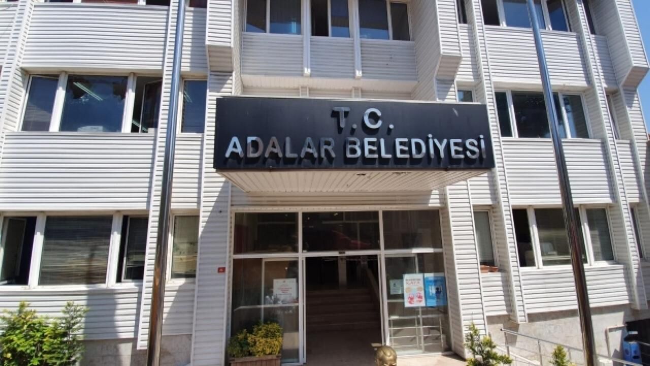 Adalar Belediyesi Başkan Vekilliğine AK Partinin adayı Kemal Türkyılmaz seçildi