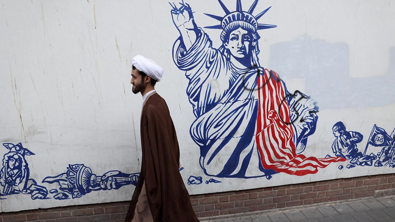 İran Cumhurbaşkanı Pezeşkiyan dönüyor, Arakçi ise ABD'de görüşmelere devam edecek
